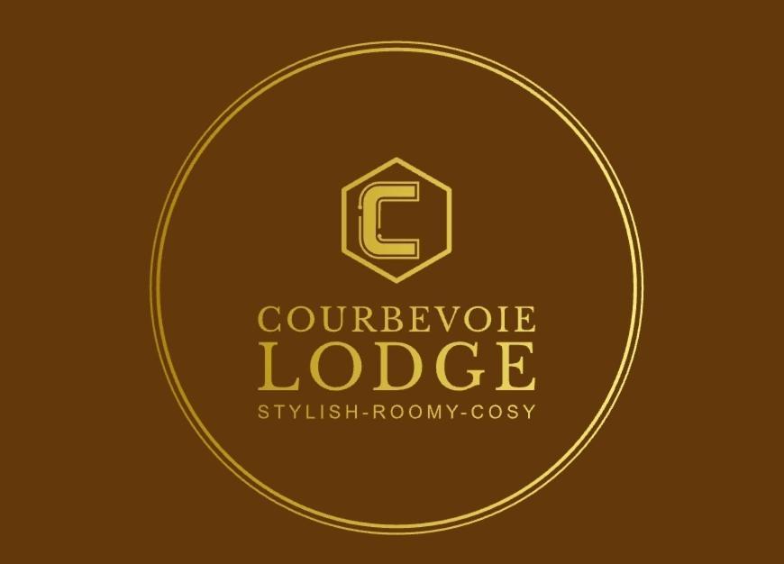 Courbevoie Lodge Лувен-ла-Нев Екстер'єр фото